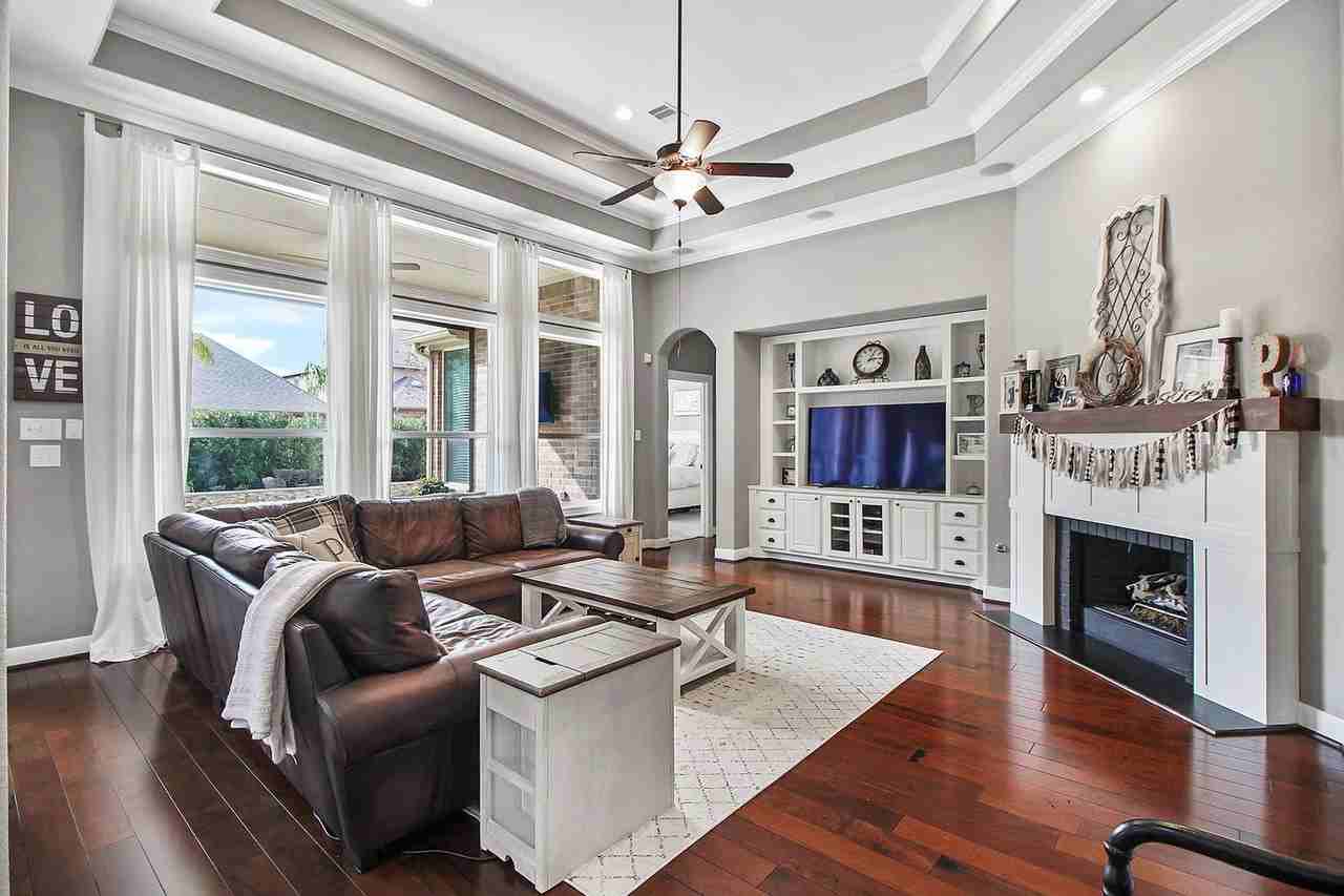 10611 Red Cedar Hollow Dr - Photo 6 of 17