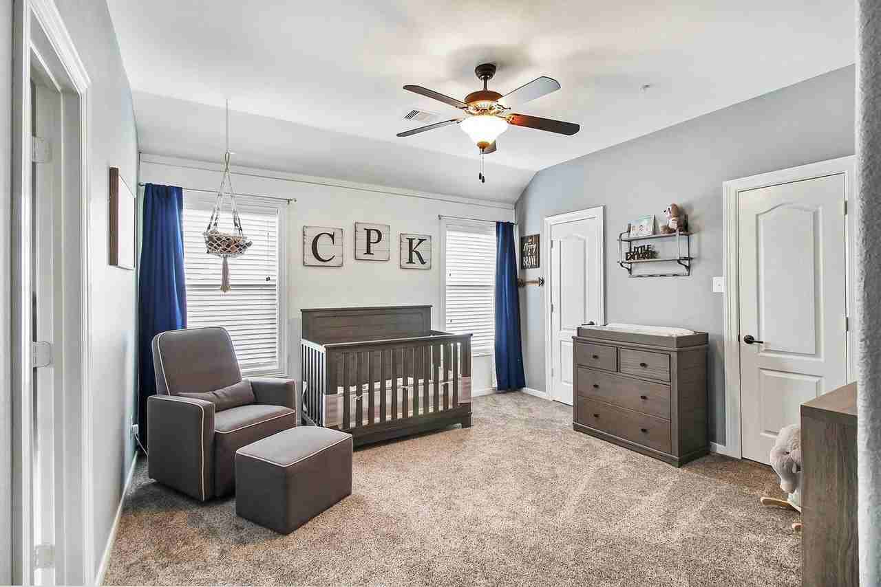 10611 Red Cedar Hollow Dr - Photo 7 of 17