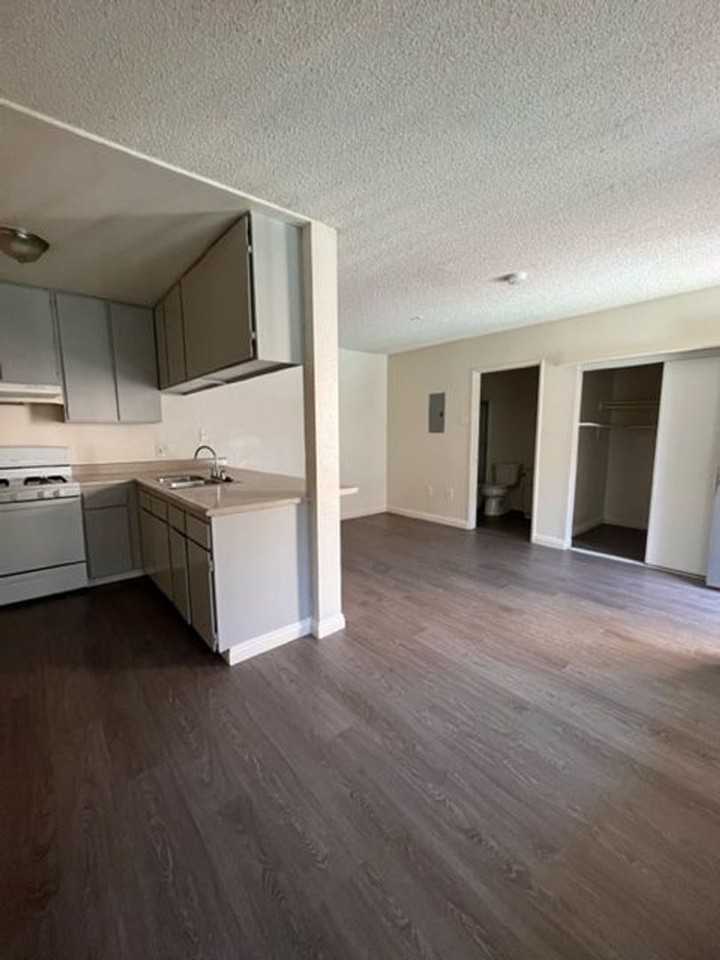 7147 Greeley St., Tujunga - Photo 2 of 10