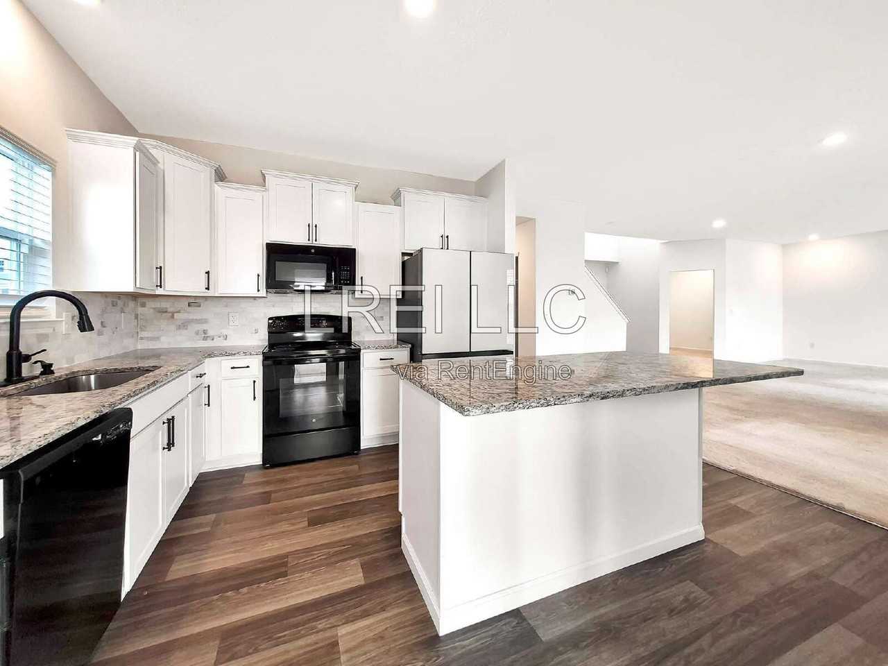 8810 Warbler Branch Way - Photo 4 of 16