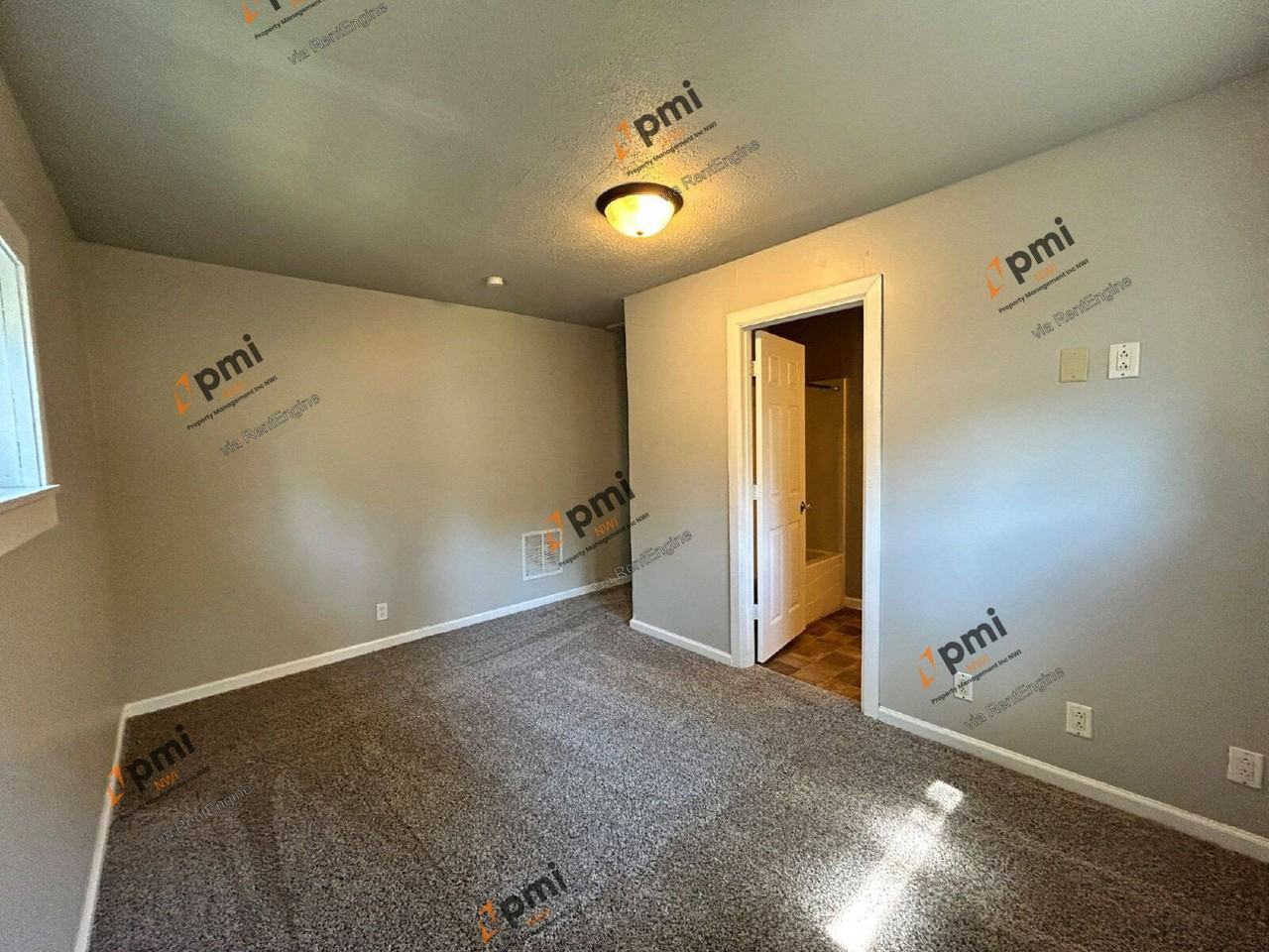 1811 E 28th Ave - Photo 7 of 14