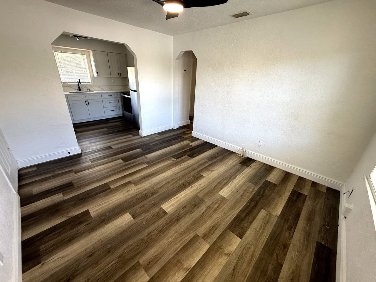 810 20th Ave S #810-1 - Photo 3 of 8