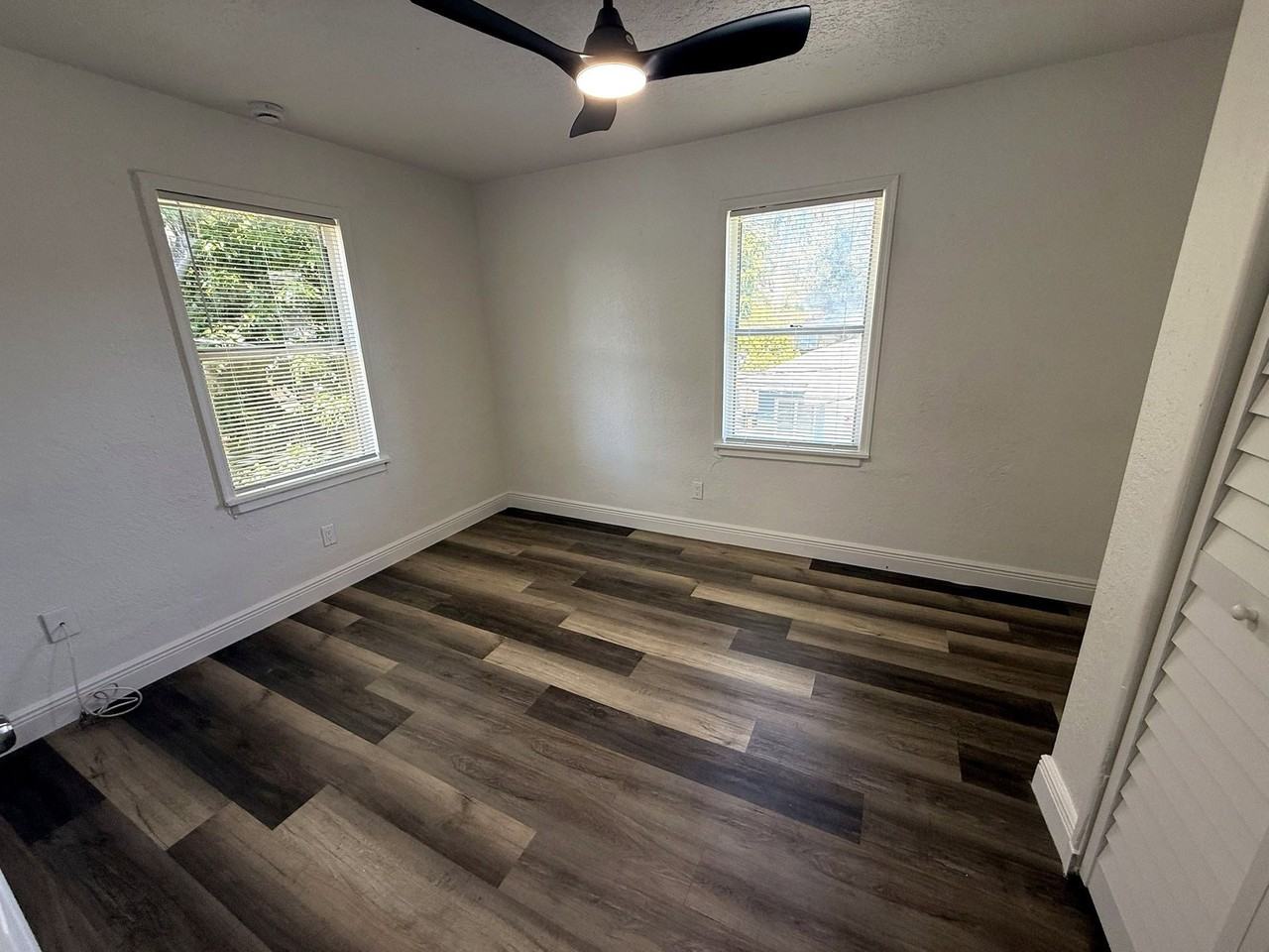 810 20th Ave S #810-1 - Photo 5 of 8