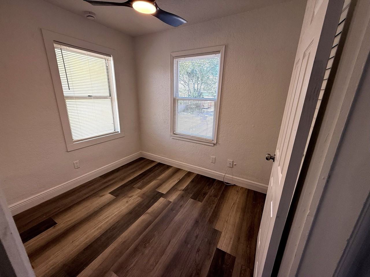 810 20th Ave S #810-1 - Photo 6 of 8