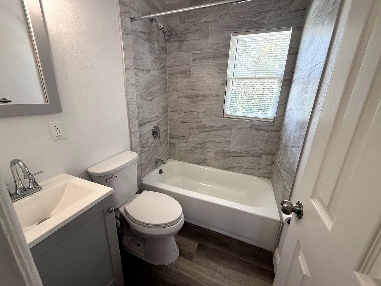 810 20th Ave S #810-1 - Photo 7 of 8