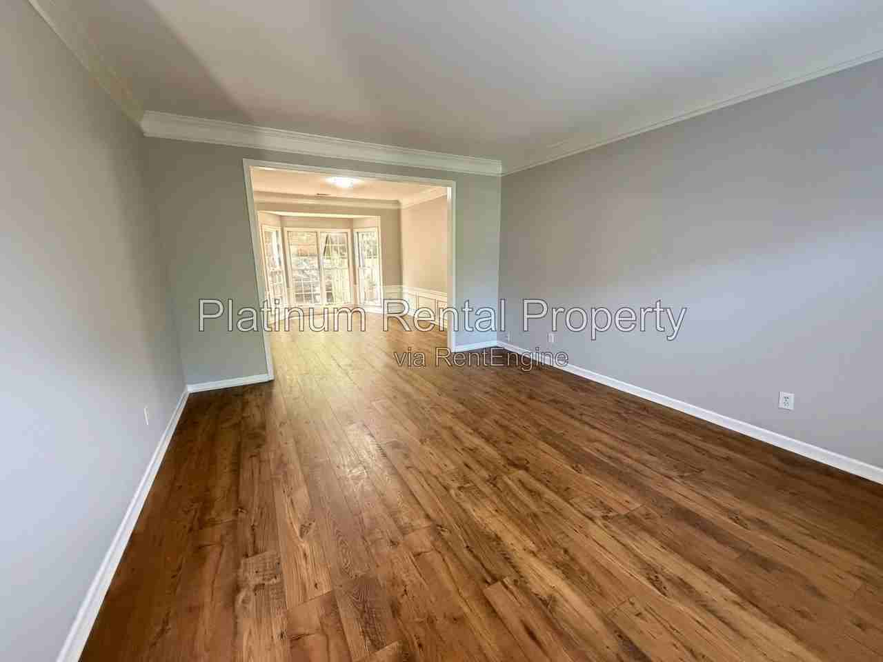 4755 Agate Dr - Photo 5 of 45