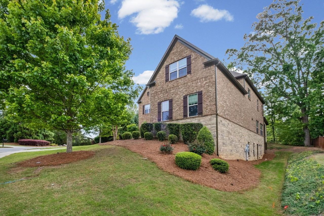 4505 Summersweet Dr - Photo 2 of 39