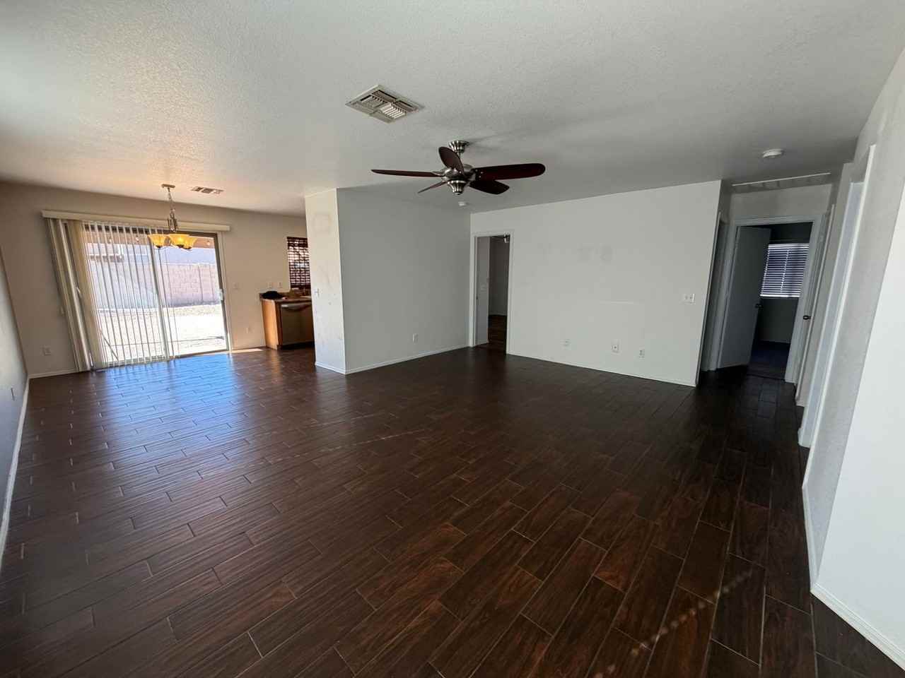 13825 W Ironwood St - Photo 3 of 14