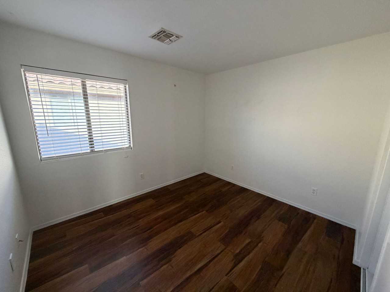 13825 W Ironwood St - Photo 6 of 14