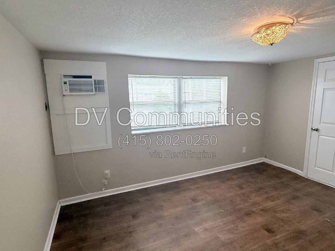 2135 8th Ave N #2 - Photo 2 of 15