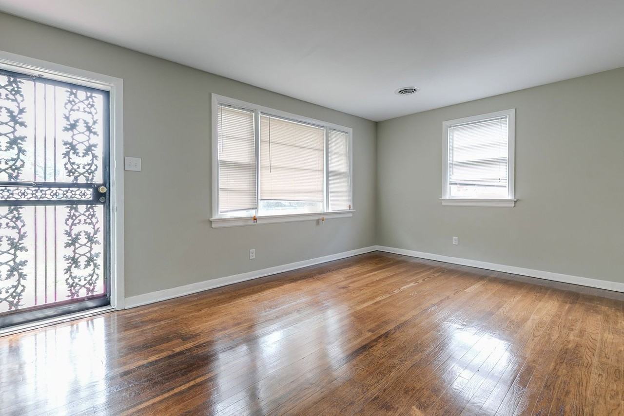 3612 Griffin Ave - Photo 6 of 26