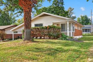 featured image of 2247 Hollis Dr