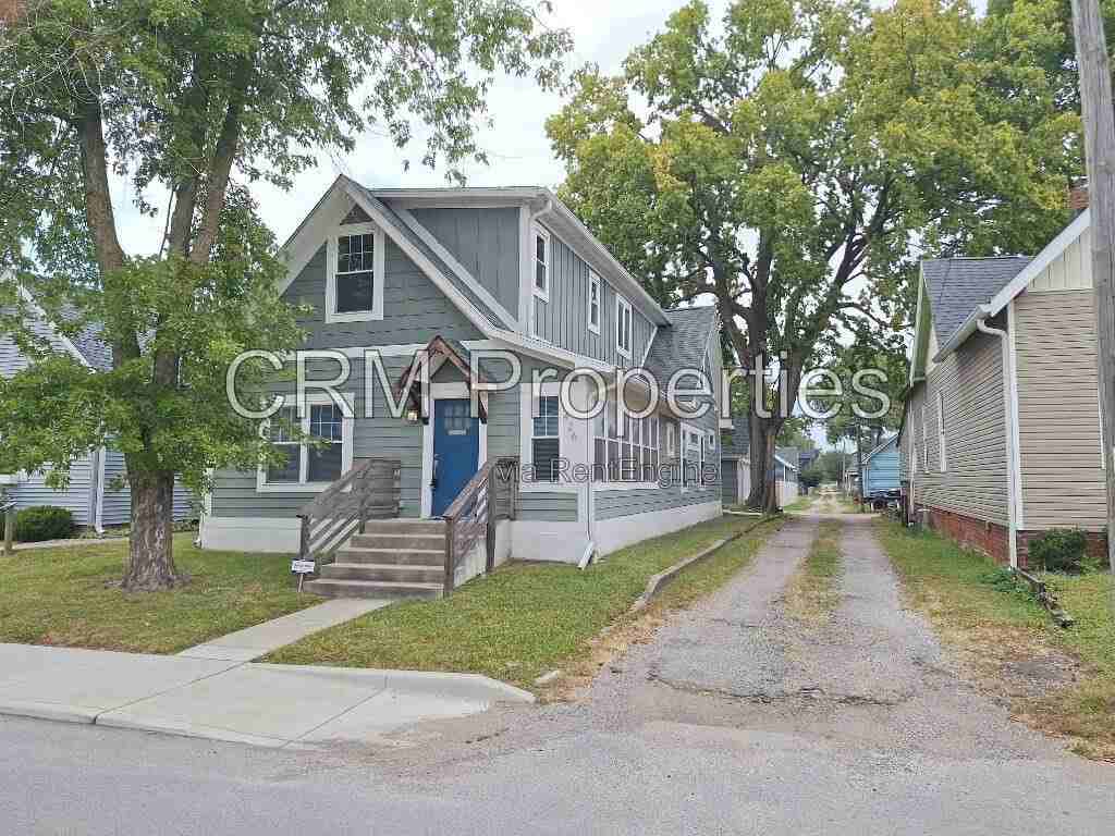 426 Parkway Ave
