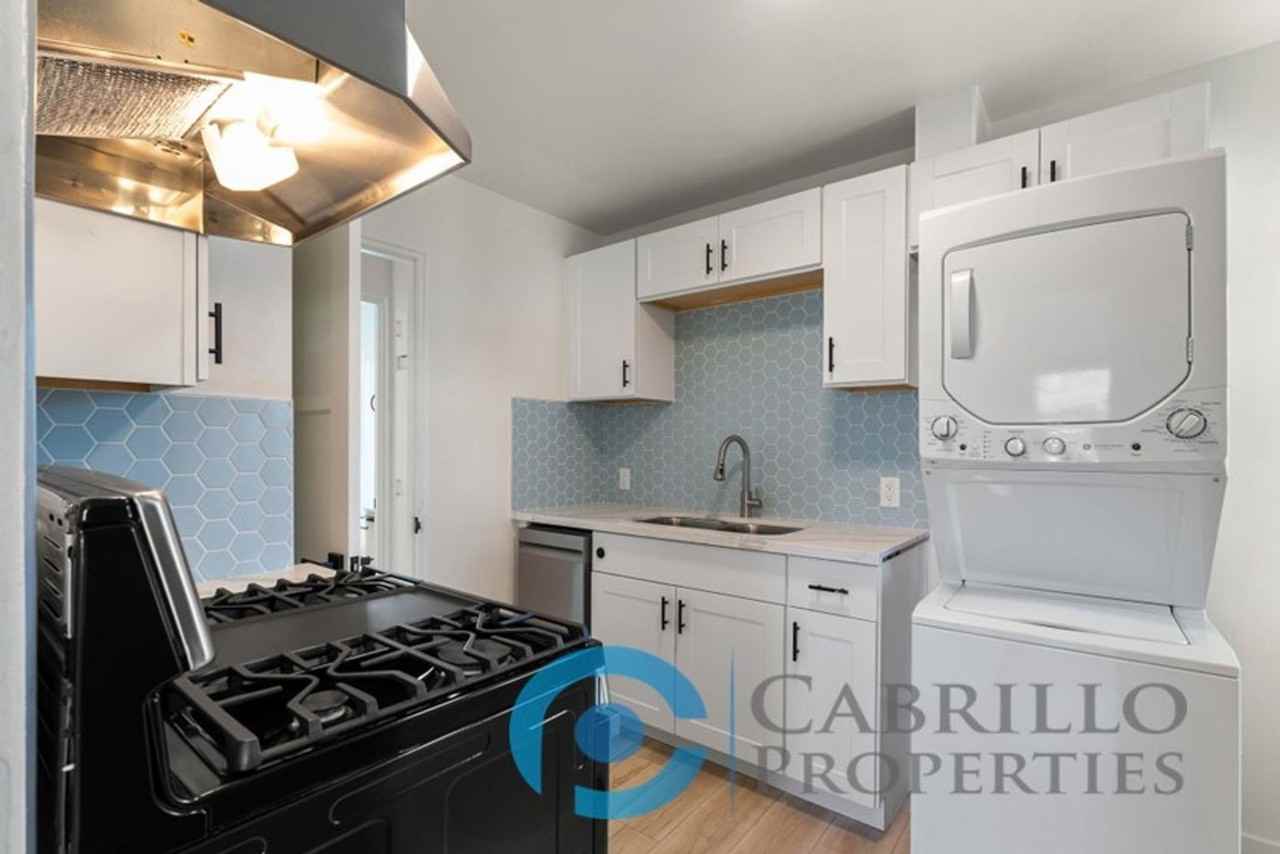 4571 North Ave #B - Photo 5 of 13