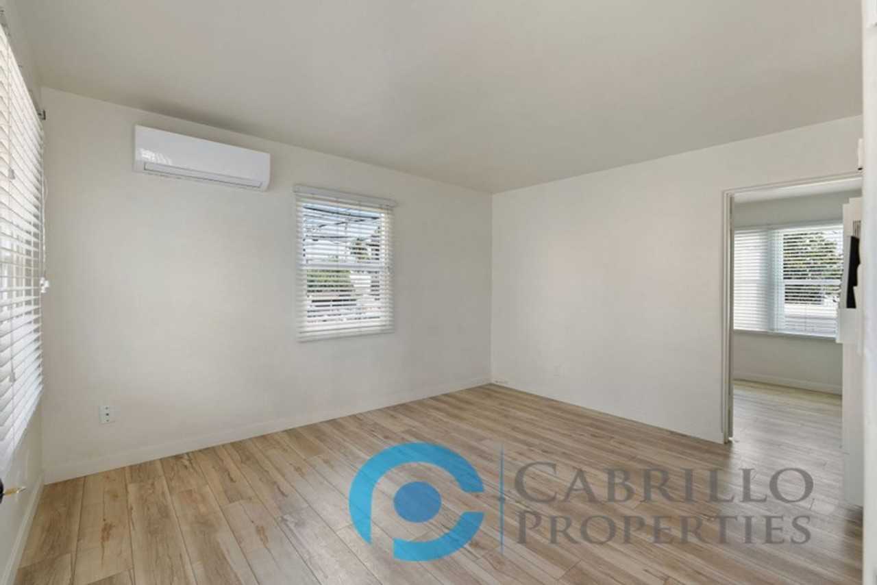 4571 North Ave #B - Photo 7 of 13