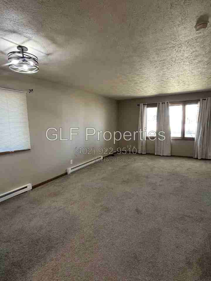 443 South St #1 - Photo 2 of 6