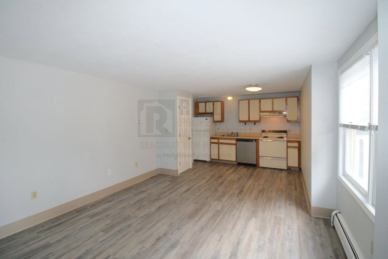 28 Ivy Ln #9 - Photo 4 of 15