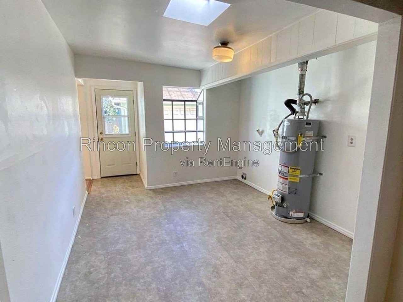 314 Virginia Dr - Photo 2 of 18