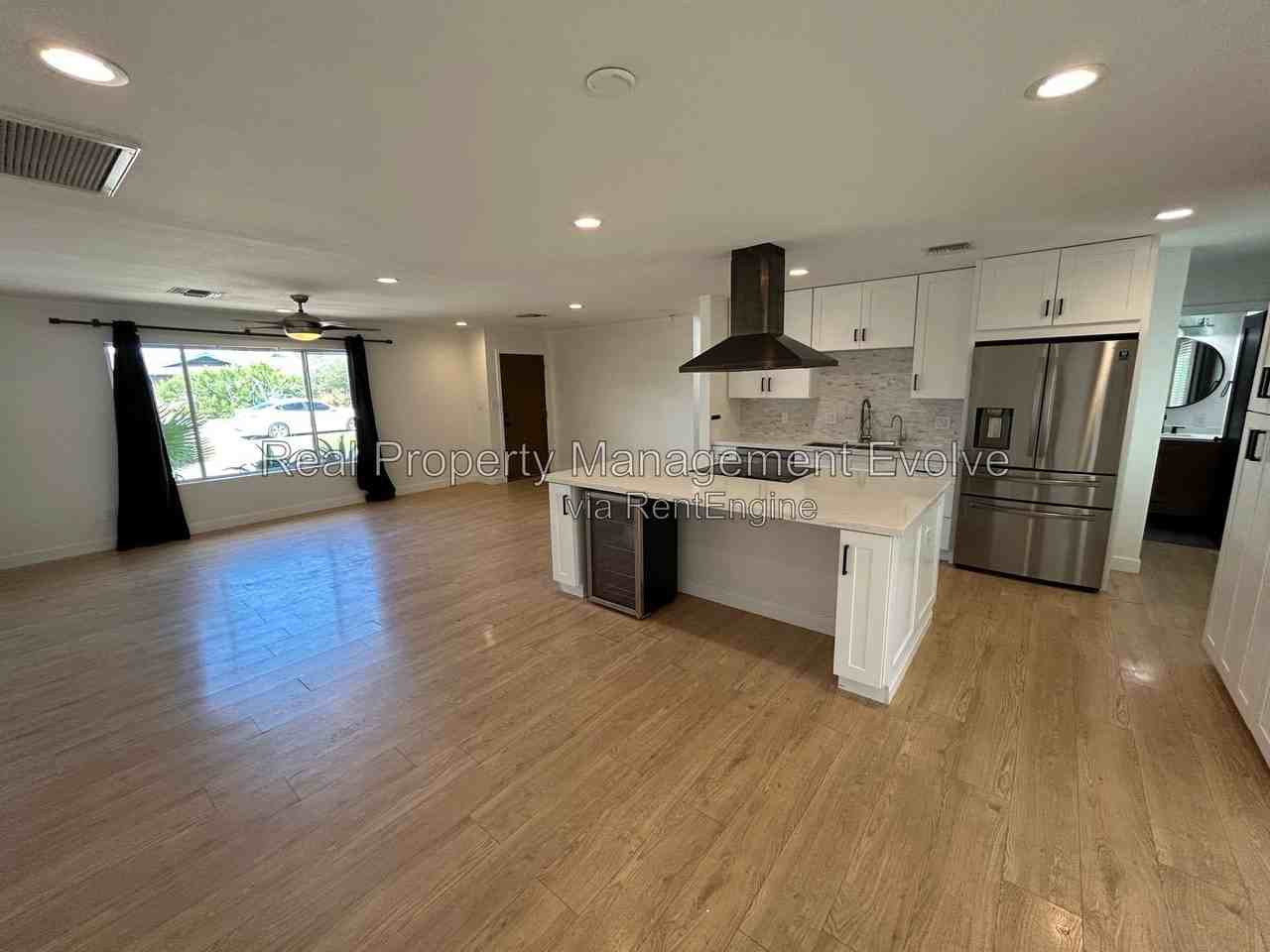 8631 E Jackrabbit Rd - Photo 3 of 20