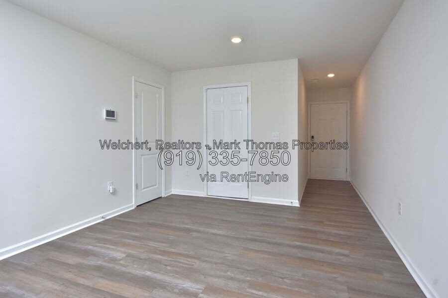 5030 Jayden Dr - Photo 4 of 30