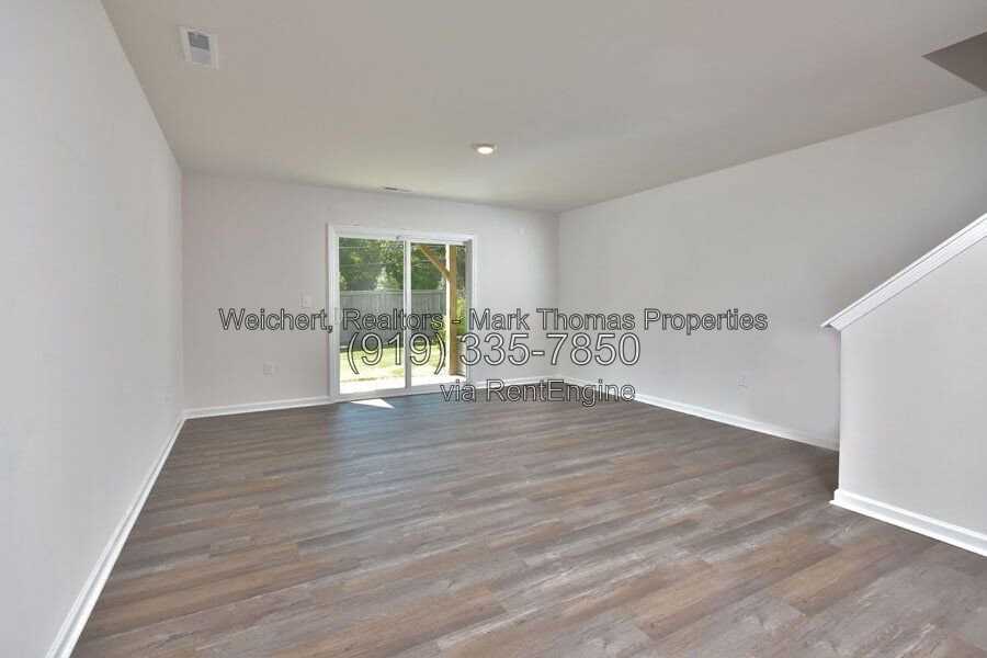 5030 Jayden Dr - Photo 6 of 30