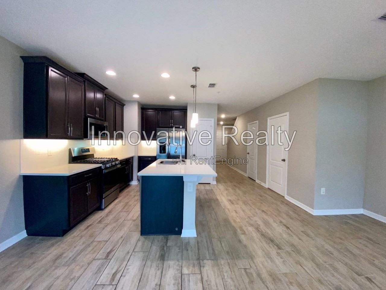 302 Cedar Bark Ln - Photo 6 of 40