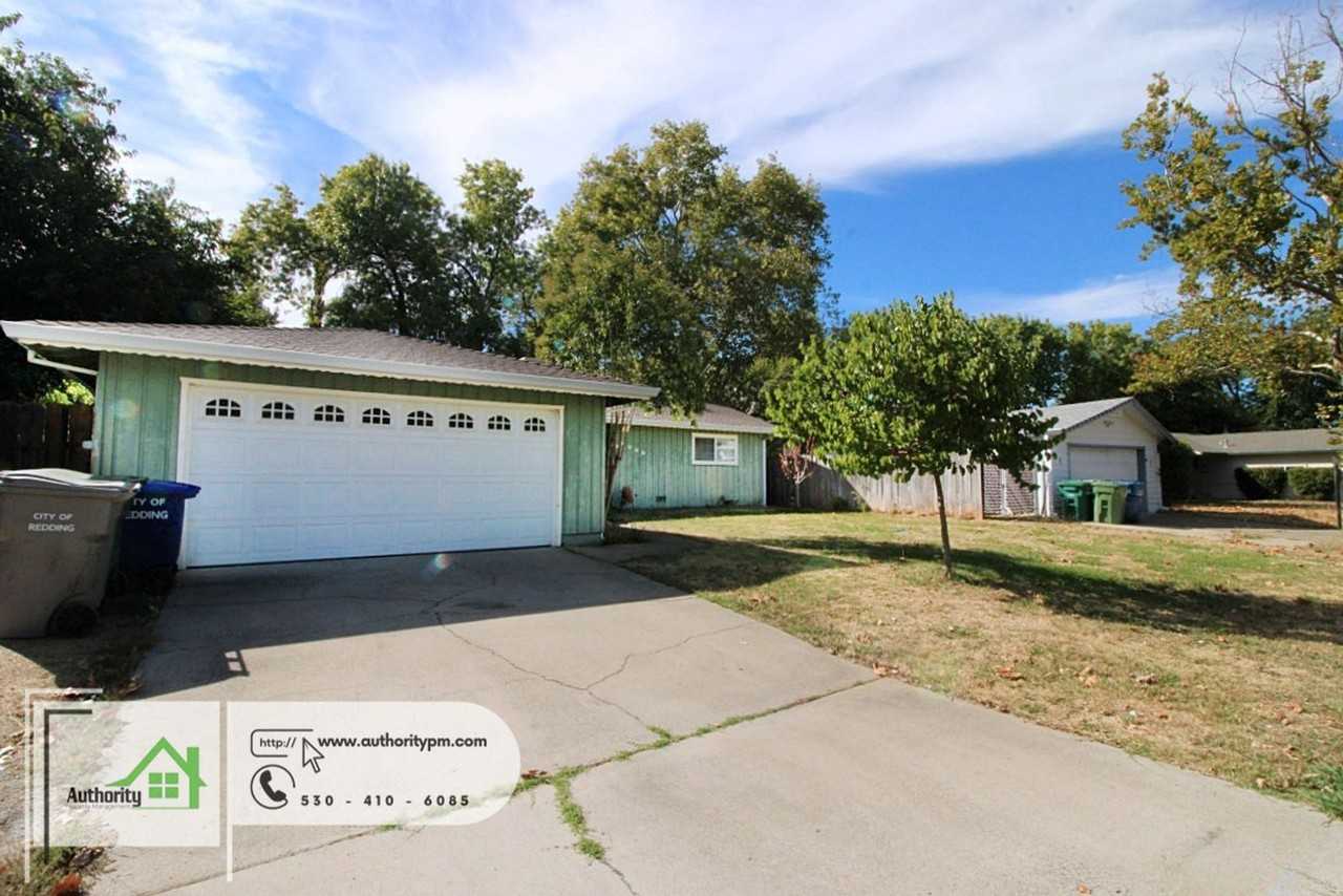 6482 Leonard Dr - Photo 2 of 19