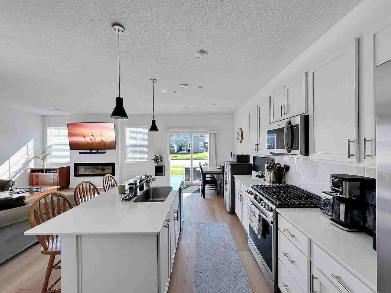 3034 Basswood St - Photo 6 of 20