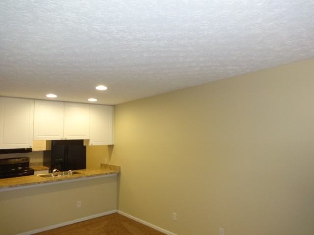 4708 Parrau Dr - Photo 3 of 10