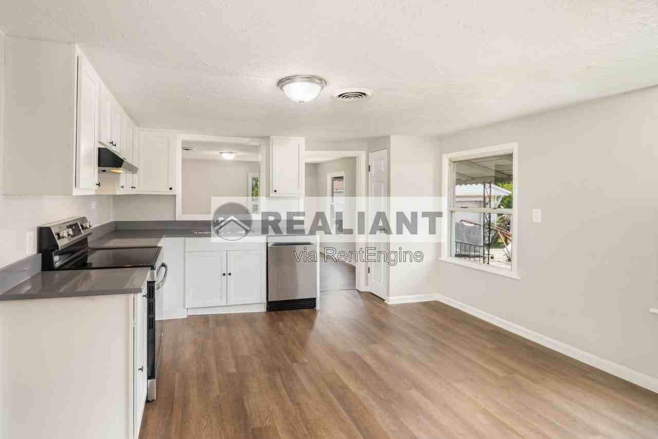 26 Needmore St - Photo 5 of 15