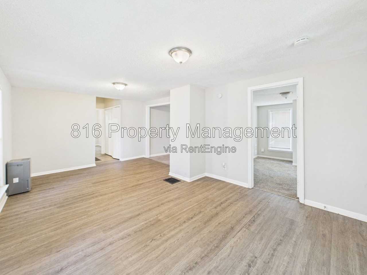 1120 Connecticut St - Photo 3 of 18