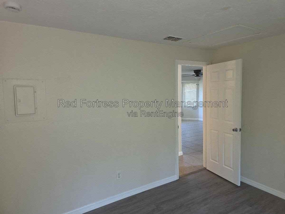 4418 Ruthann Ct - Photo 6 of 9