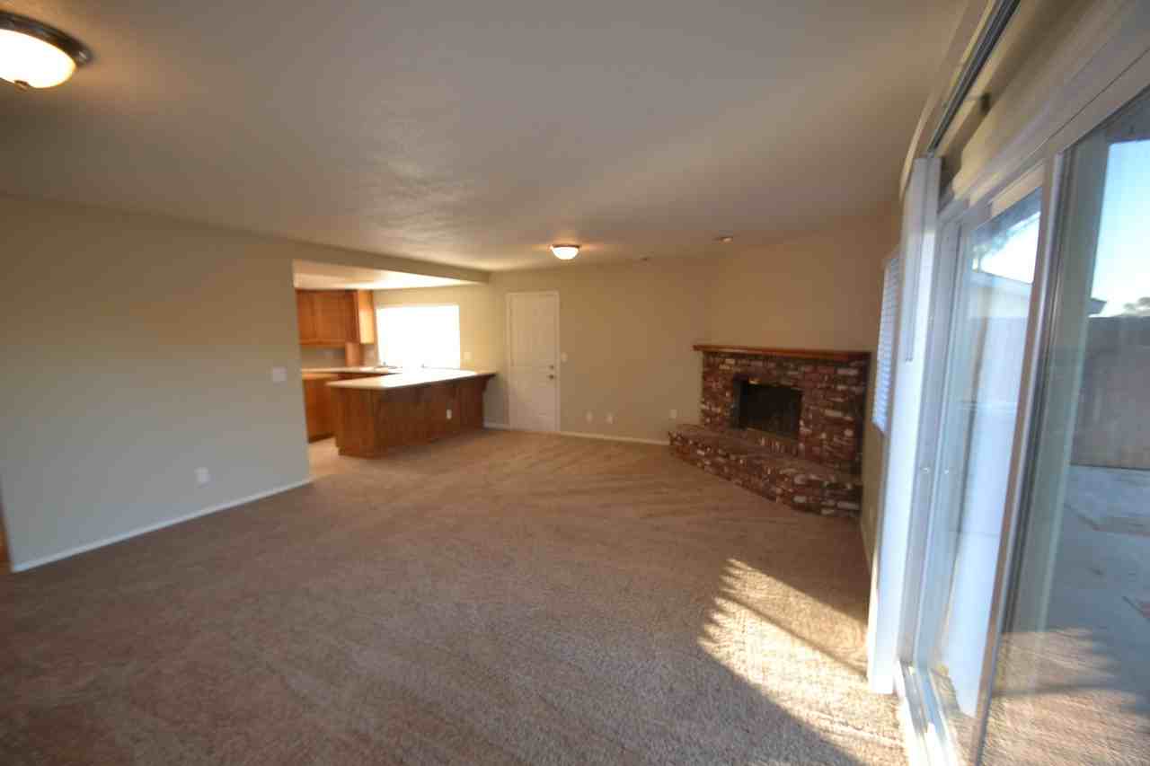 11579 Ridgecrest Ln - Photo 3 of 5