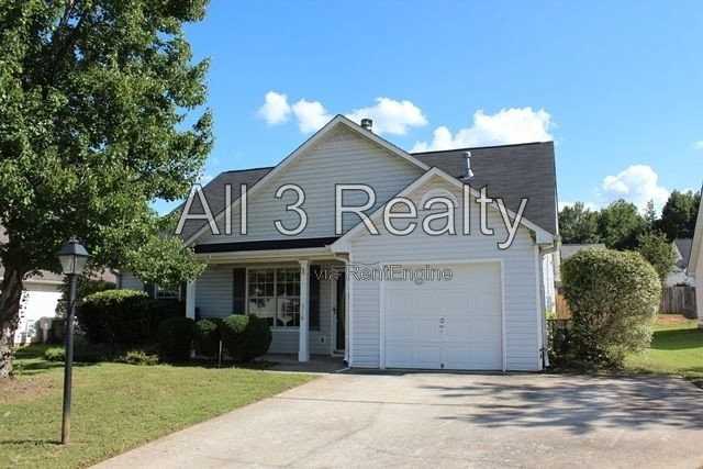 918 Moonlit Cres - Photo 2 of 26