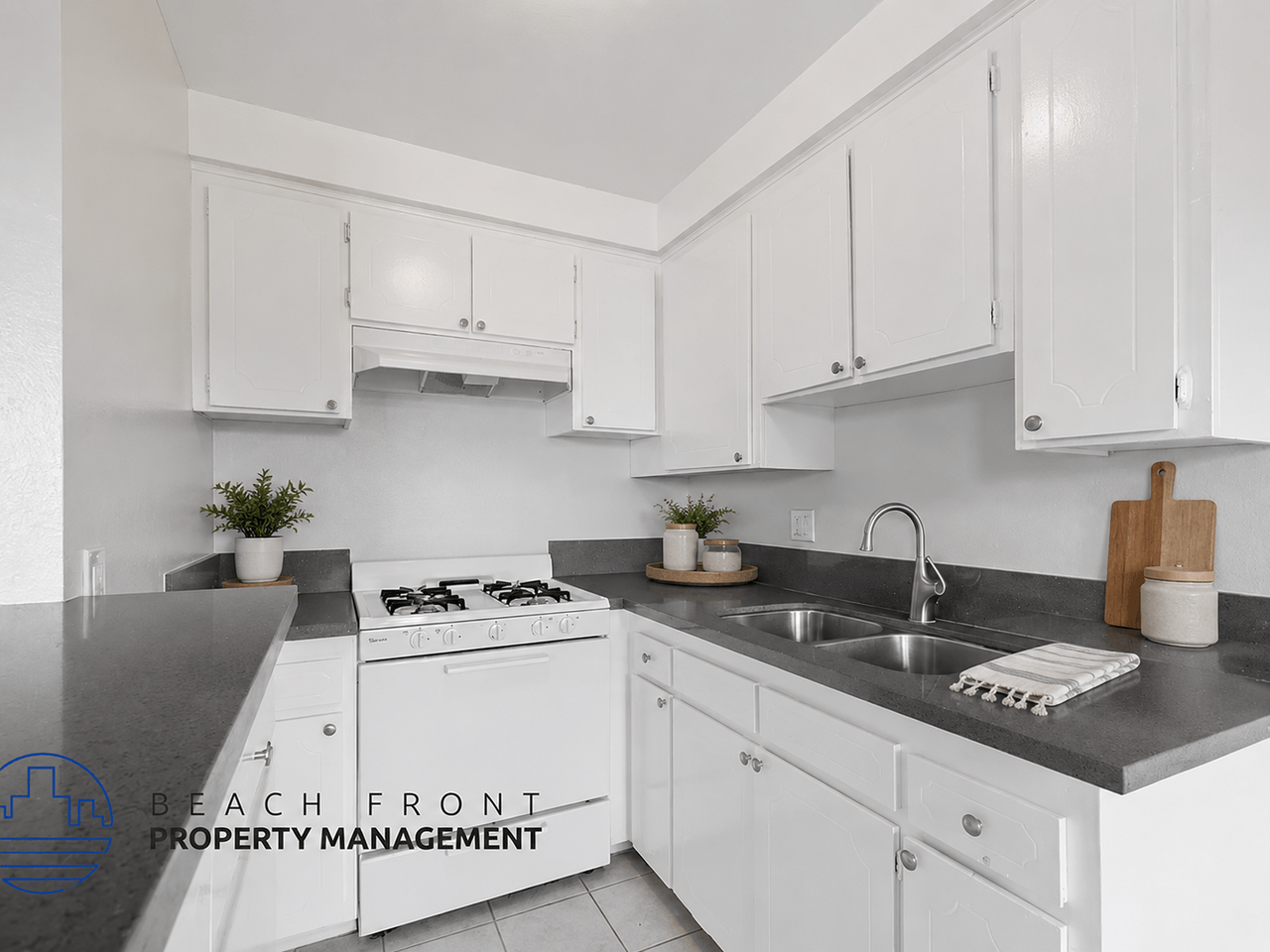 13916 Cerise Ave. - Photo 2 of 19