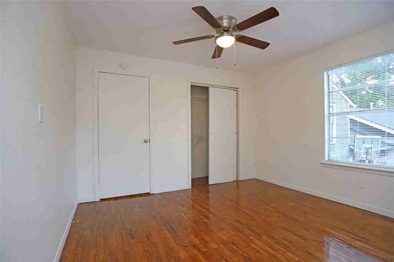 701 1/2 Highland St #3 - Photo 7 of 12