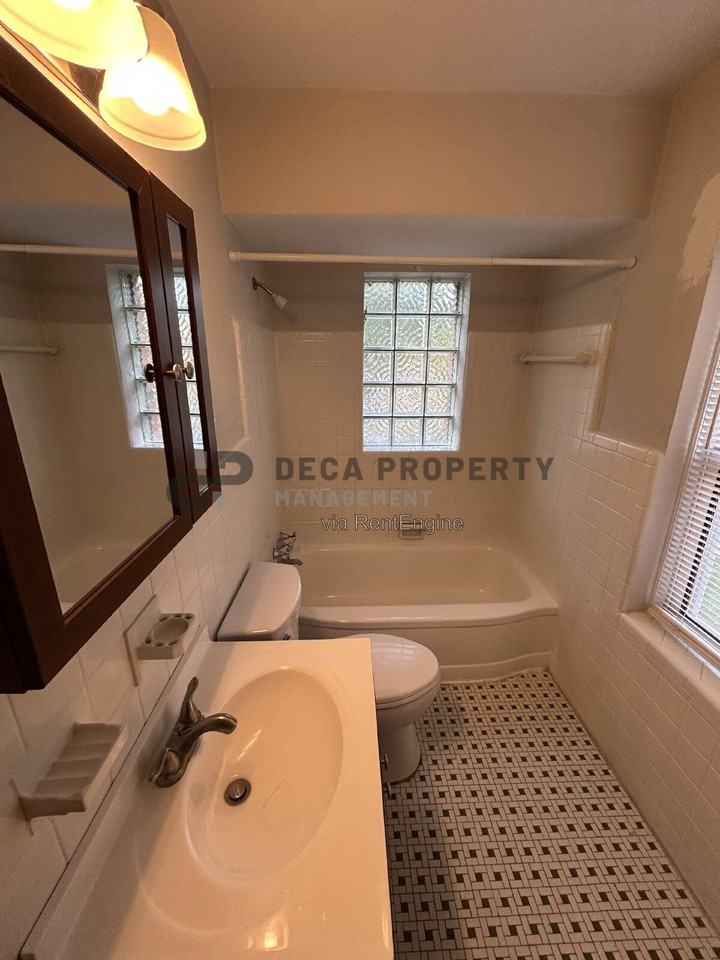 6201 Robert Ave #2S - Photo 4 of 11