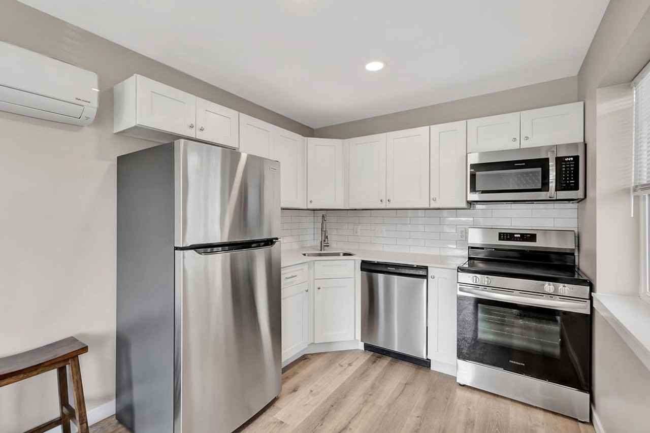 6917 Montgomery Rd #6 - Photo 3 of 9
