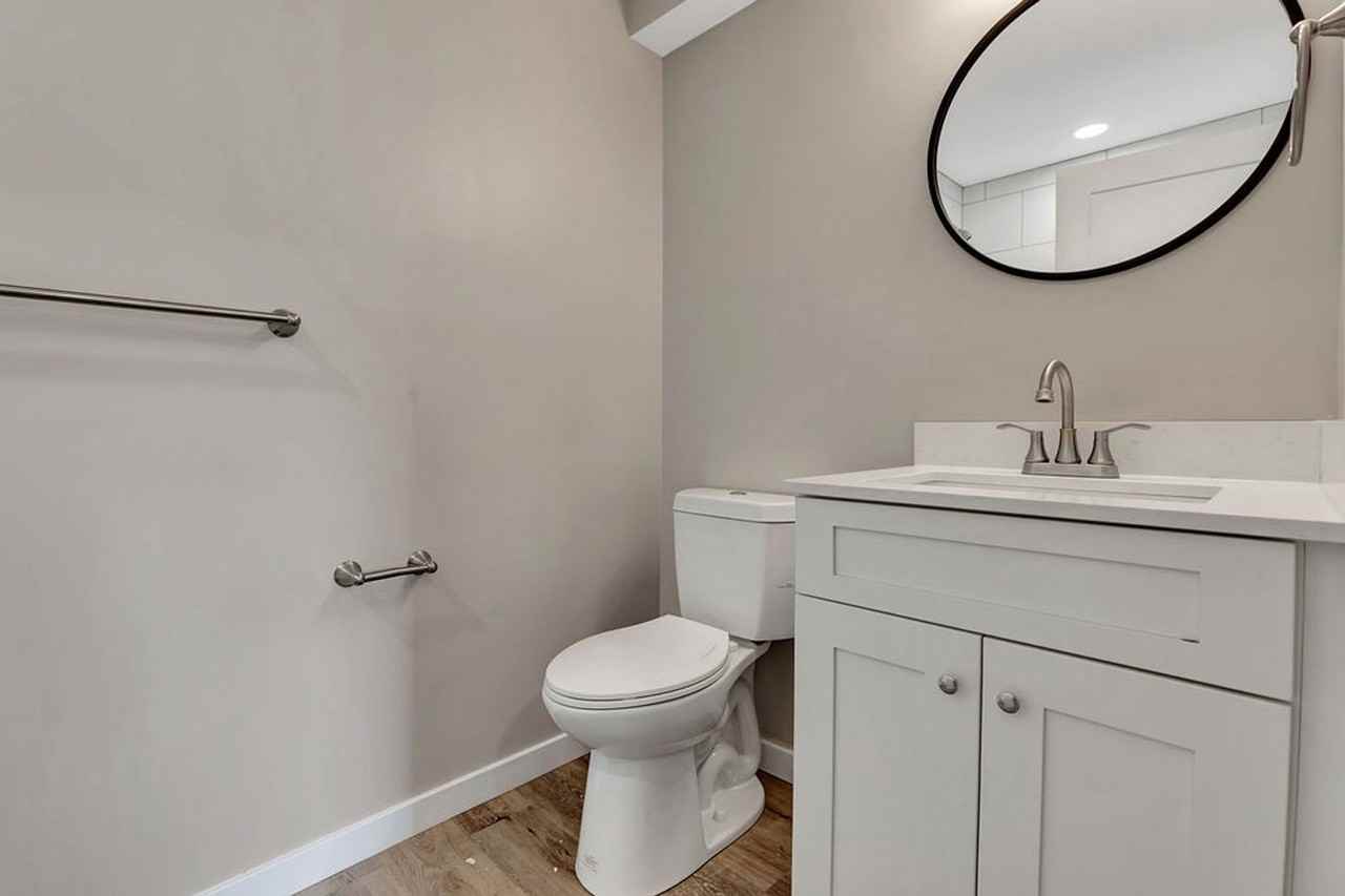 6917 Montgomery Rd #6 - Photo 5 of 9