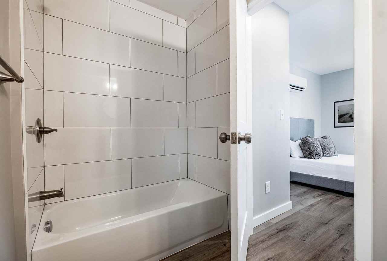 6917 Montgomery Rd #6 - Photo 6 of 9