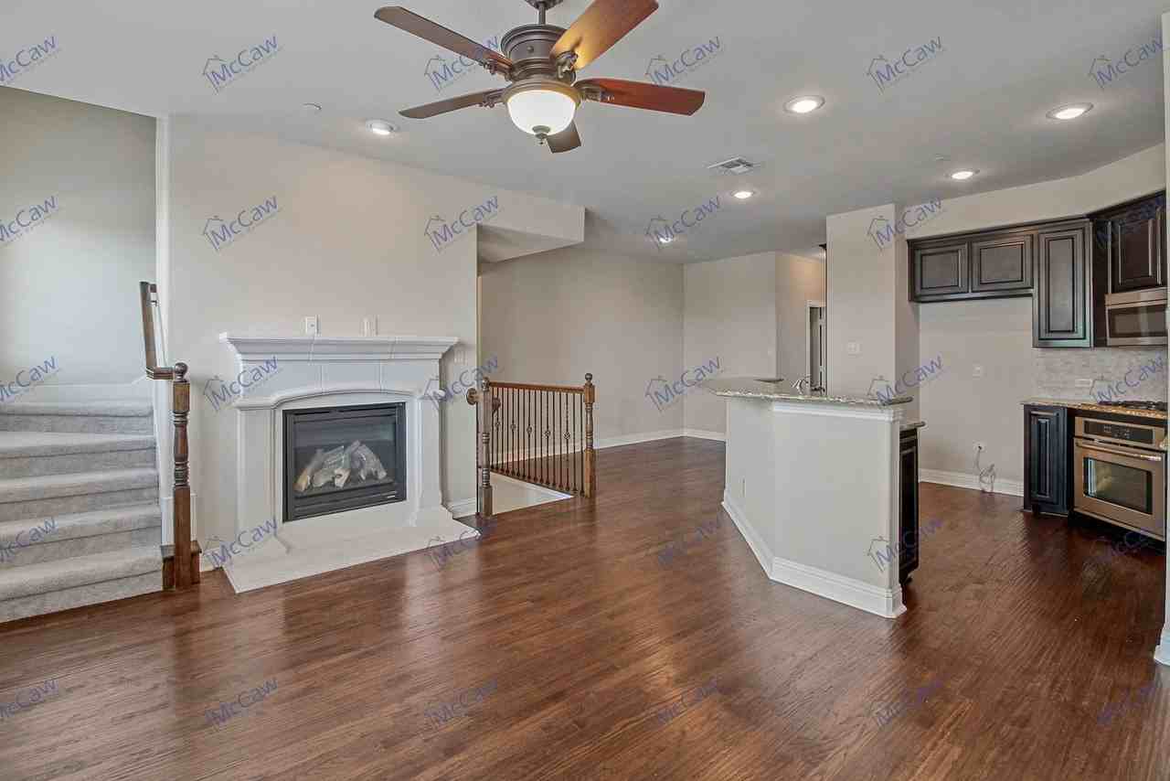4234 Charles St #B7 - Photo 2 of 27