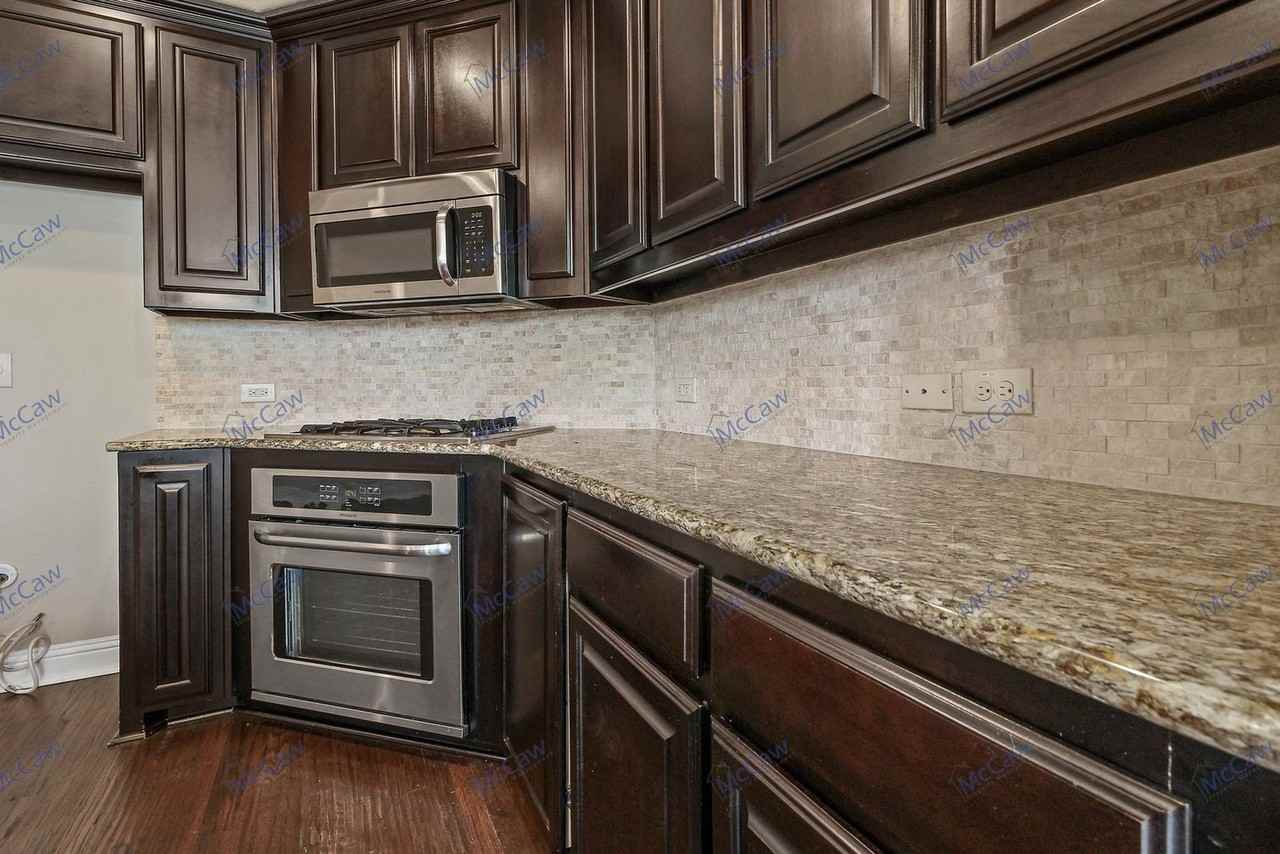 4234 Charles St #B7 - Photo 6 of 27