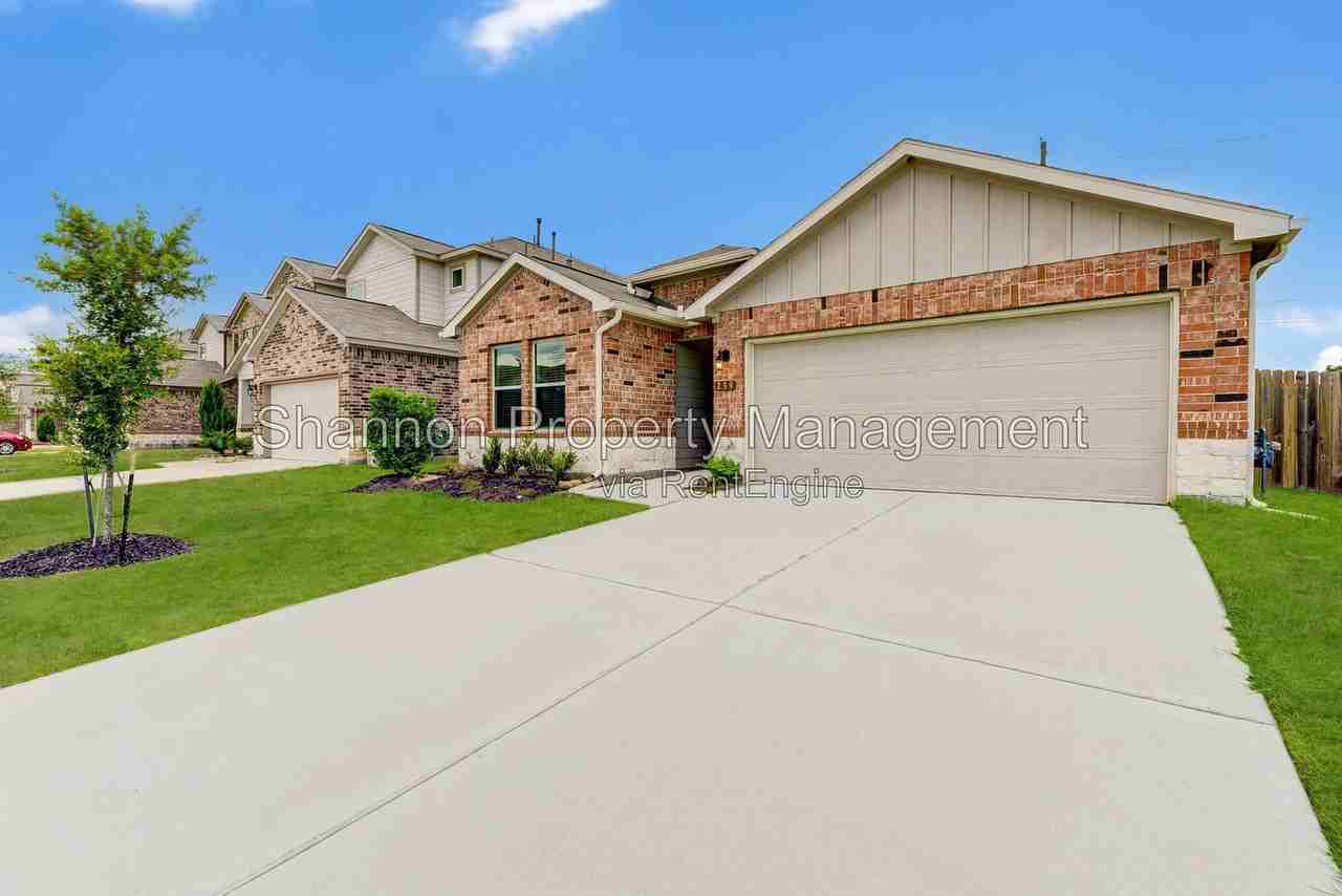 239 Murrieta Ln - Photo 2 of 31