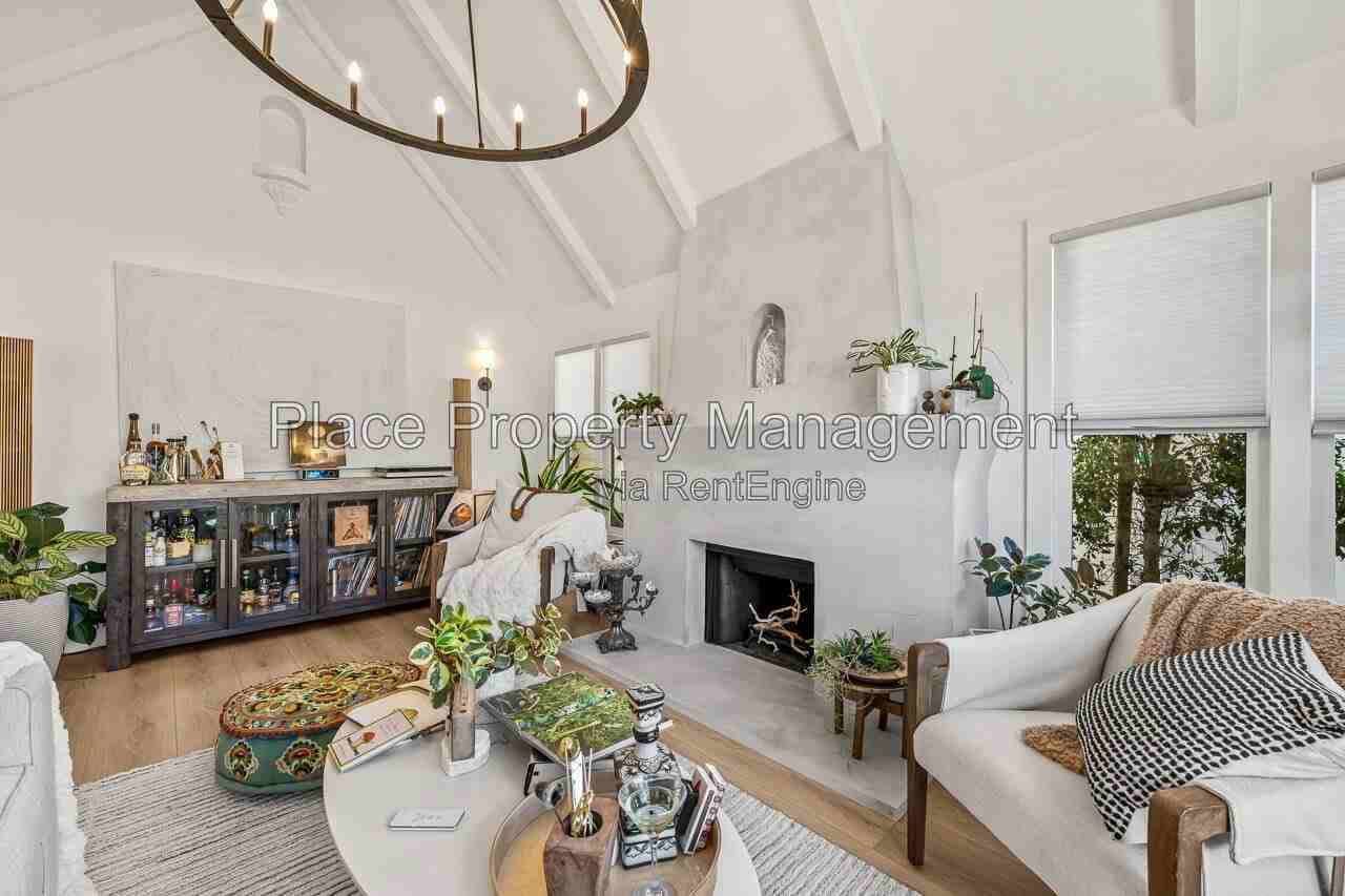 4174 Utah St - Photo 5 of 46