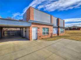 1300 Ne 10th St #B - Photo 1 of 1