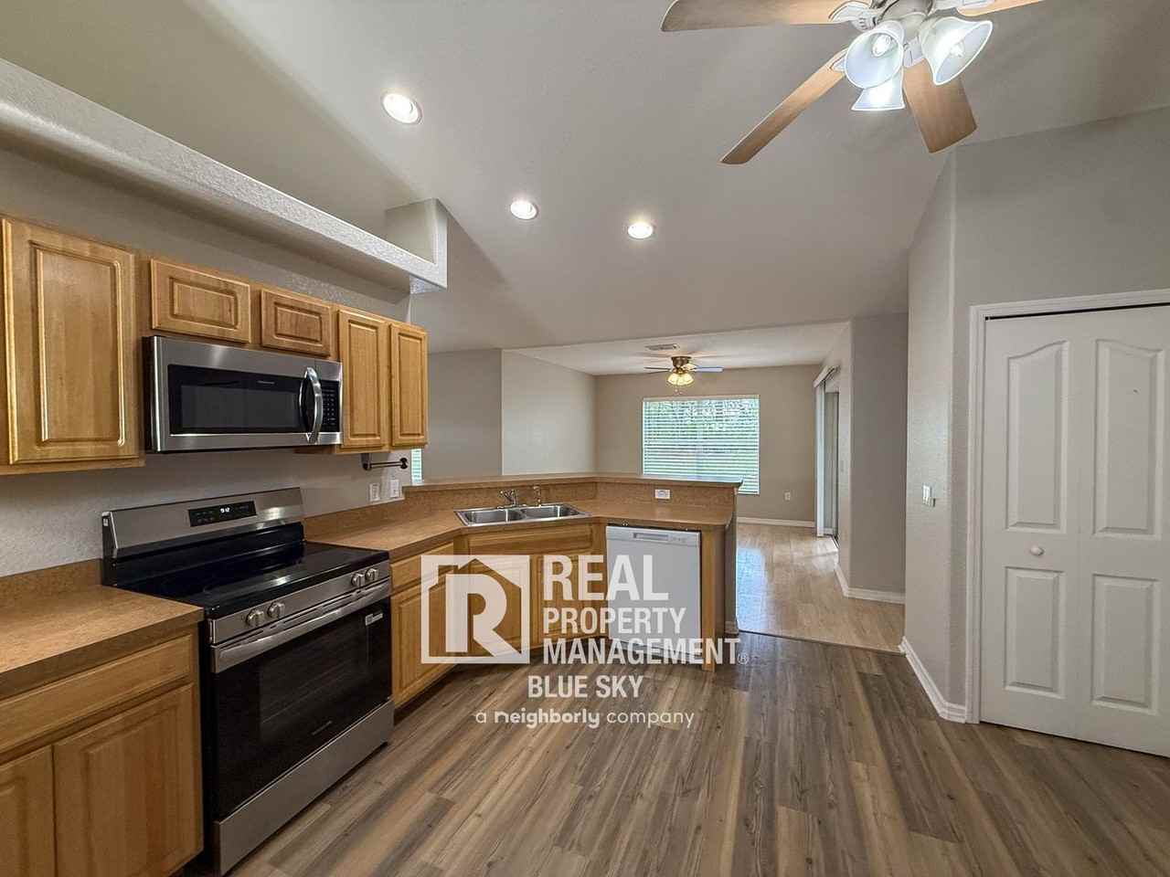 12336 Jaybird Rd - Photo 6 of 40