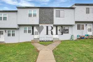 featured image of 1724 Riverbend Rd