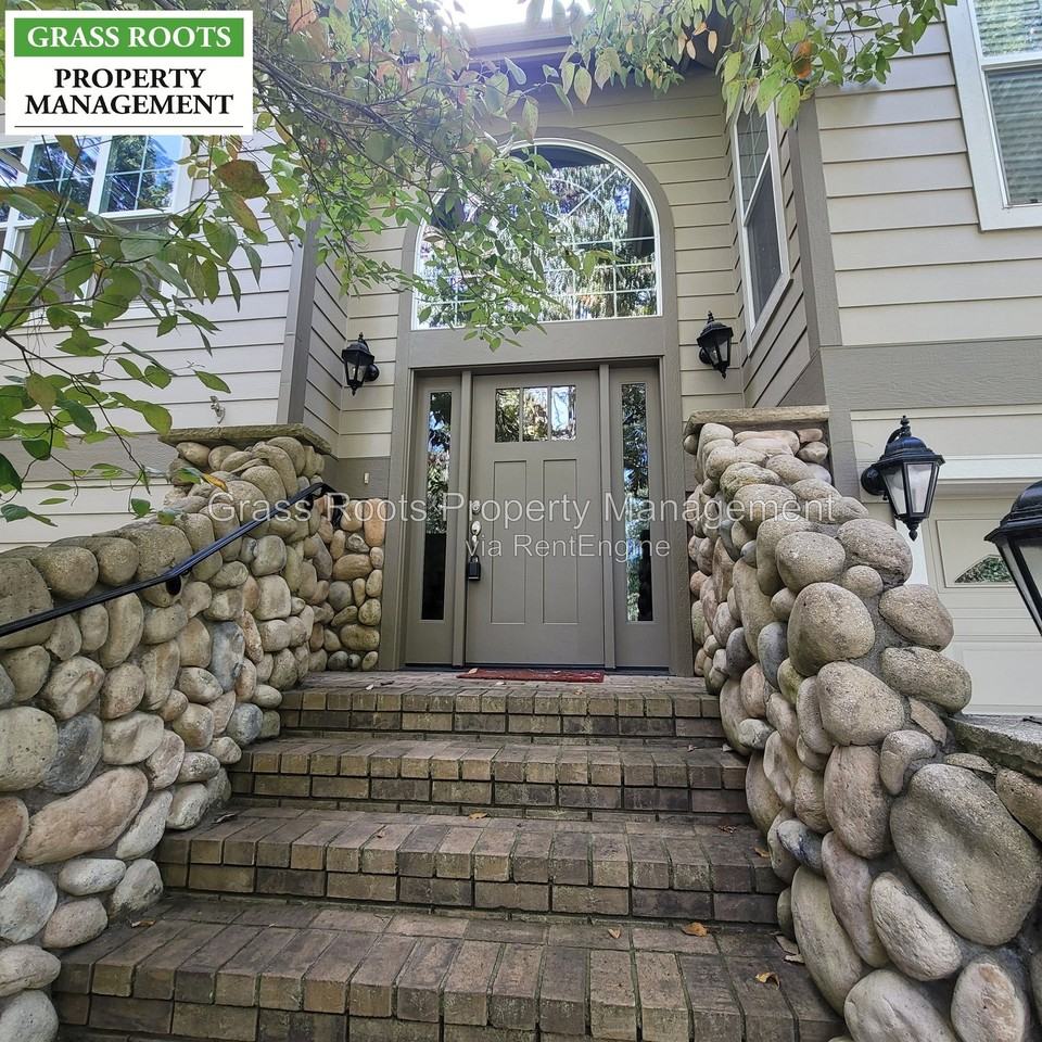 14627 Echo Ridge Dr - Photo 2 of 14