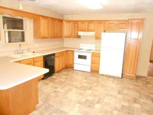 3528 Ramona Dr - Photo 3 of 8