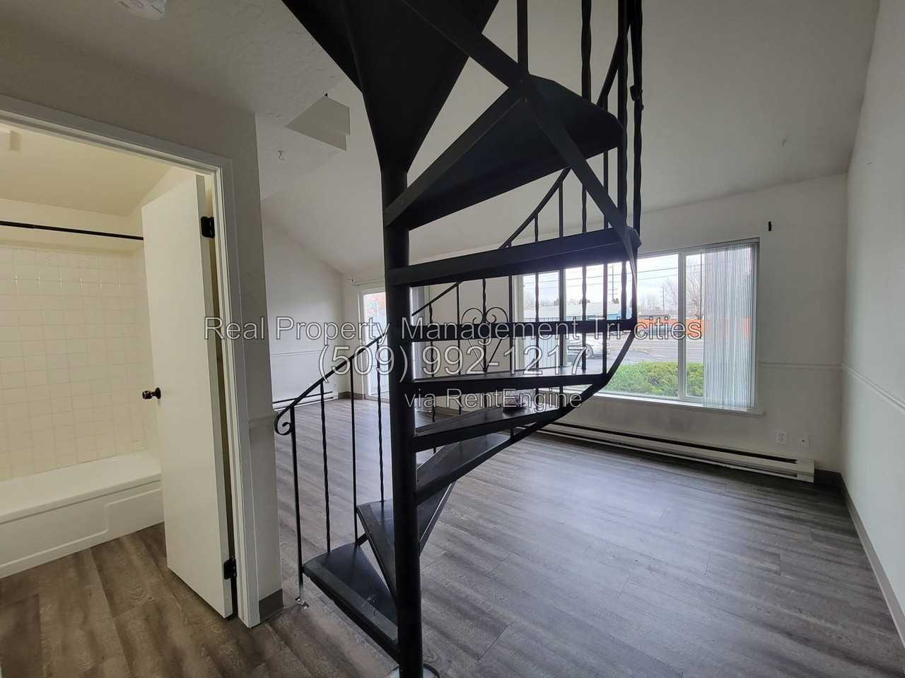 3513 W 4th Ave #A - Photo 2 of 8